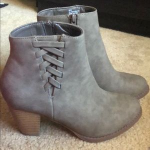 Mauve Booties
